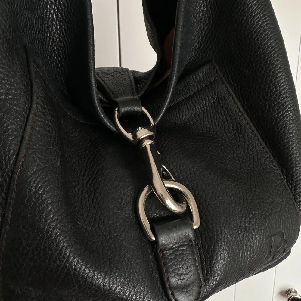 Vintage Dooney and Bourke Pebbled Leather Lock Annalisa Hobo - Picture 5 of 15